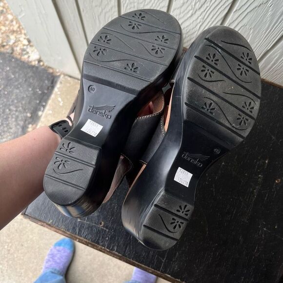 Dansko Jacinda Black Leather Wedge Sandals Size 40 Slingback Comfort - Picture 6 of 11